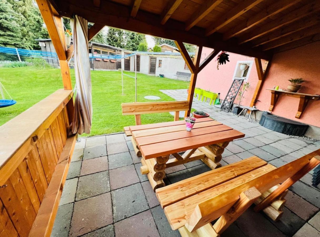 Gemuetliche Wohnung In Gruenhainichen Erzgebirge Grunhainichen Esterno foto