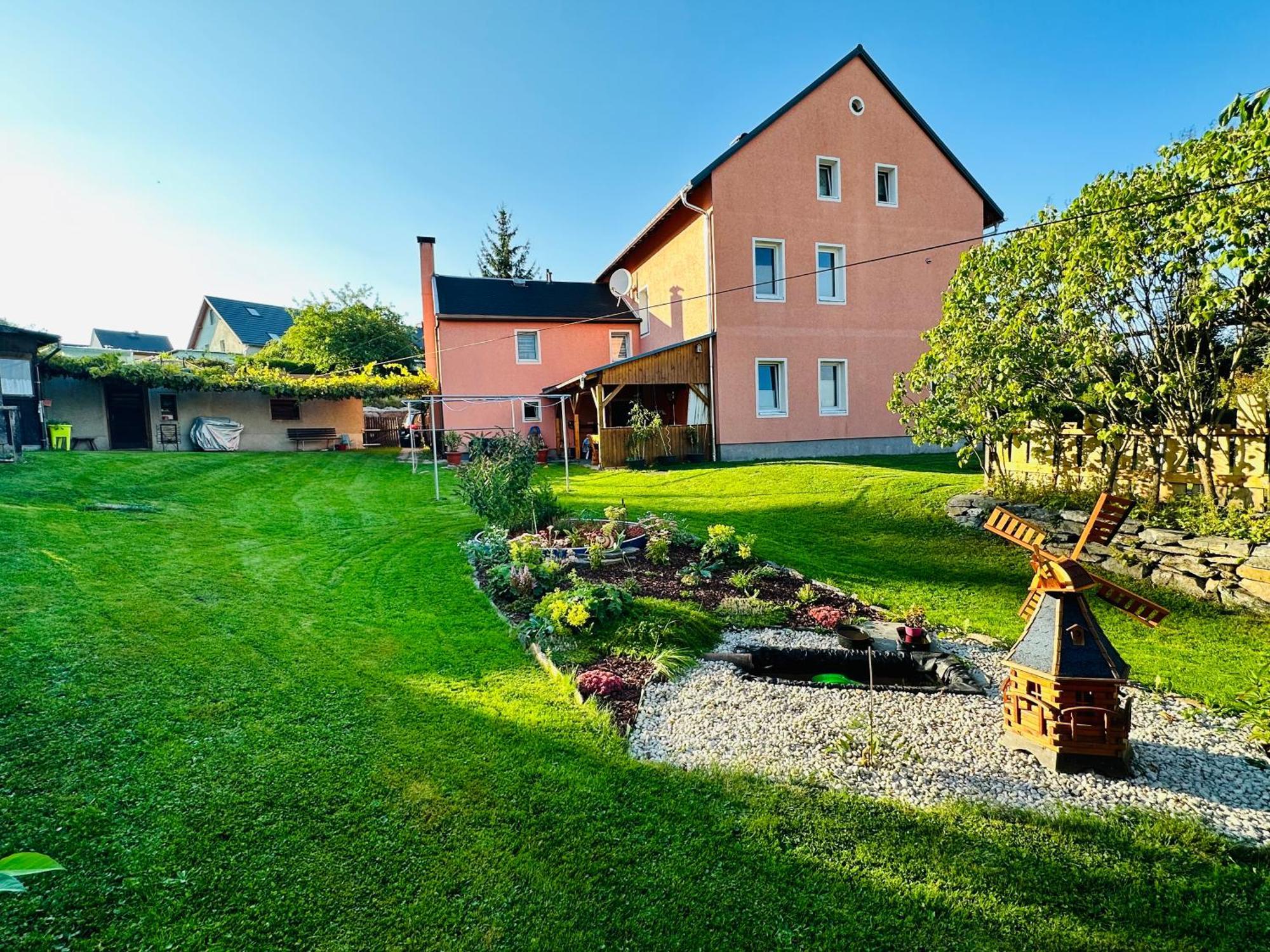 Gemuetliche Wohnung In Gruenhainichen Erzgebirge Grunhainichen Esterno foto
